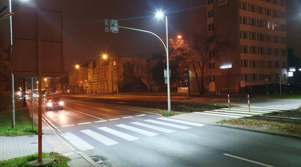 Drogowcy doświetlą przejścia dla pieszych. Wiemy, w jakich miejscach Bydgoszczy