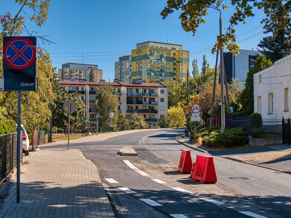 Inwestycja dla rowerzystów. Kontrapas przy ulicy Bełzy w Bydgoszczy niemal gotowy