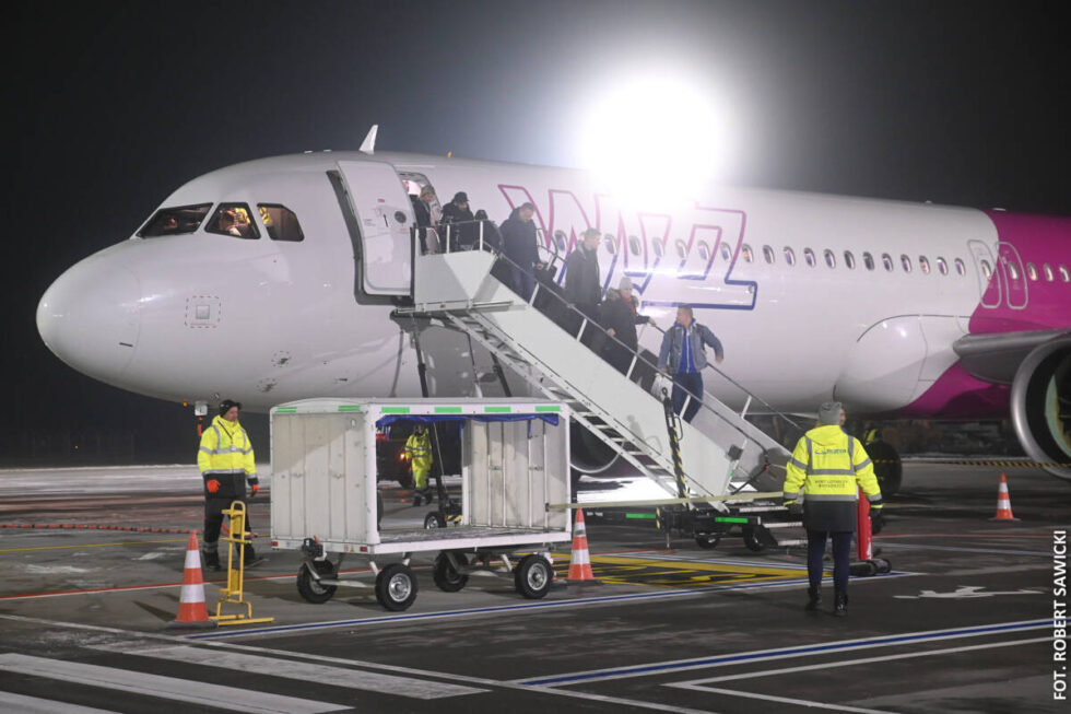 Airbusy Wizz Air przyleciały na serwis do Bydgoszczy. Czarterowy rekord naszego portu lotniczego
