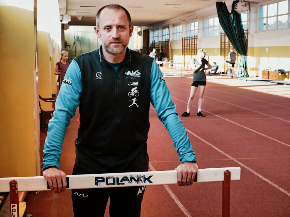 Trener reprezentacji sprinterek odszedł z Zawiszy.  Jacek Lewandowski ma własną Akademię Mistrzów Sportu