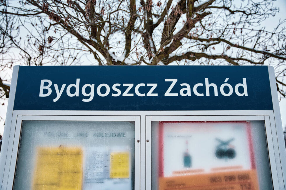 Perony na dworcu Bydgoszcz-Zachód do przebudowy. Koleje ogłosiły przetarg