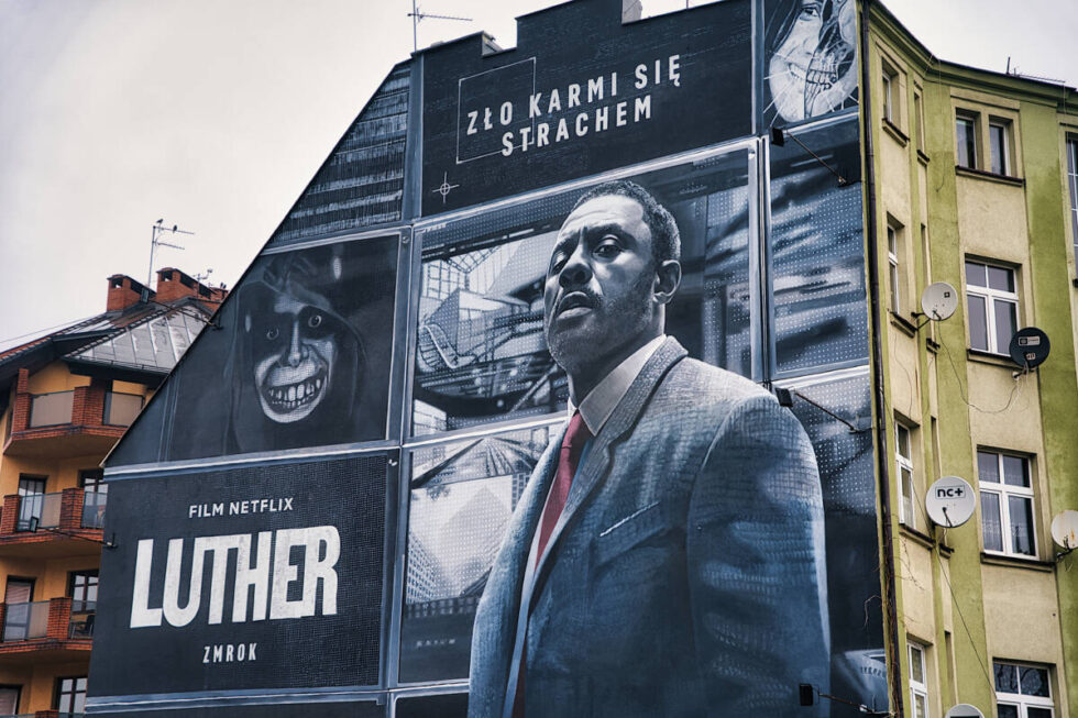 Nowy mural w Bydgoszczy. Był „Wiedźmin”, a teraz przed oczami „Luther”. Idris Elba jak żywy [ZDJĘCIA]