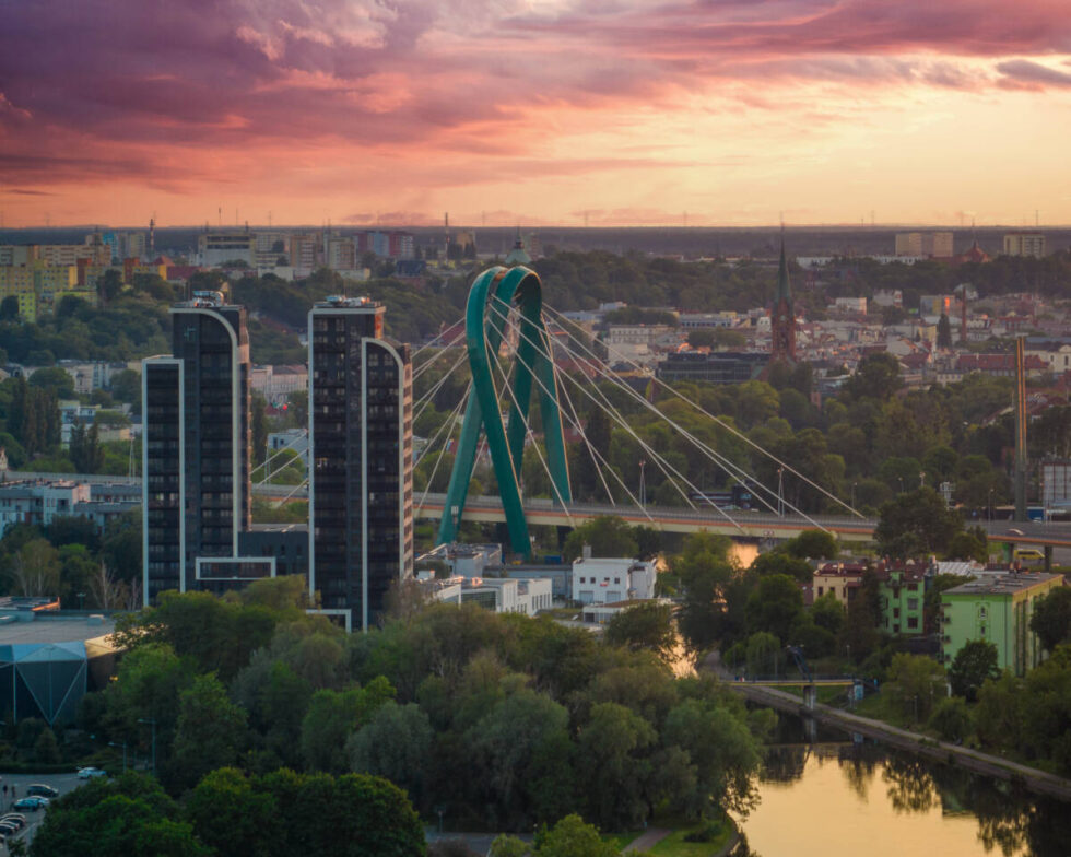 Metropolie w regionie. Wicemarszałek Ostrowski ogłasza. Wojewoda Sztybel zaprzecza [AKTUALIZACJA]