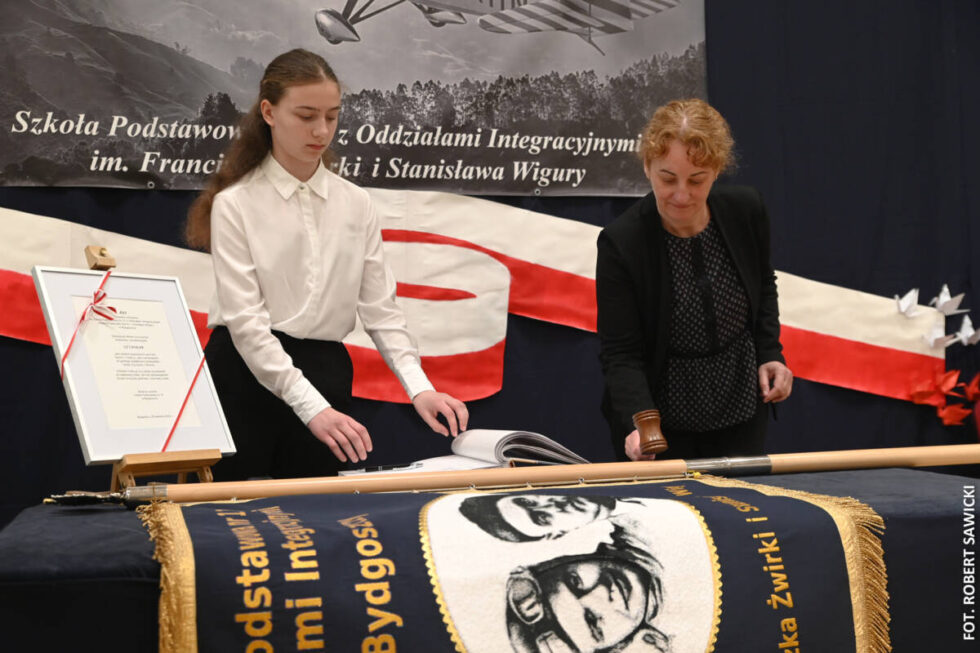 Szkoła na Górzyskowie ma nowy sztandar. Kształci młodzież z niepełnosprawnościami