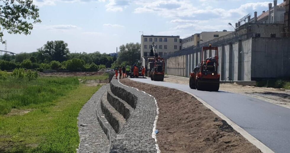 Promenada nad Wisłą w Starym Fordonie. Prace rewitalizacyjne dobiegają końca [ZDJĘCIA]