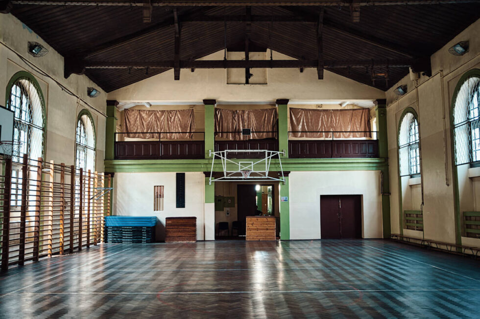 Blisko 150-letnia sala gimnastyczna gastronomika doczeka się remontu [ZDJĘCIA]