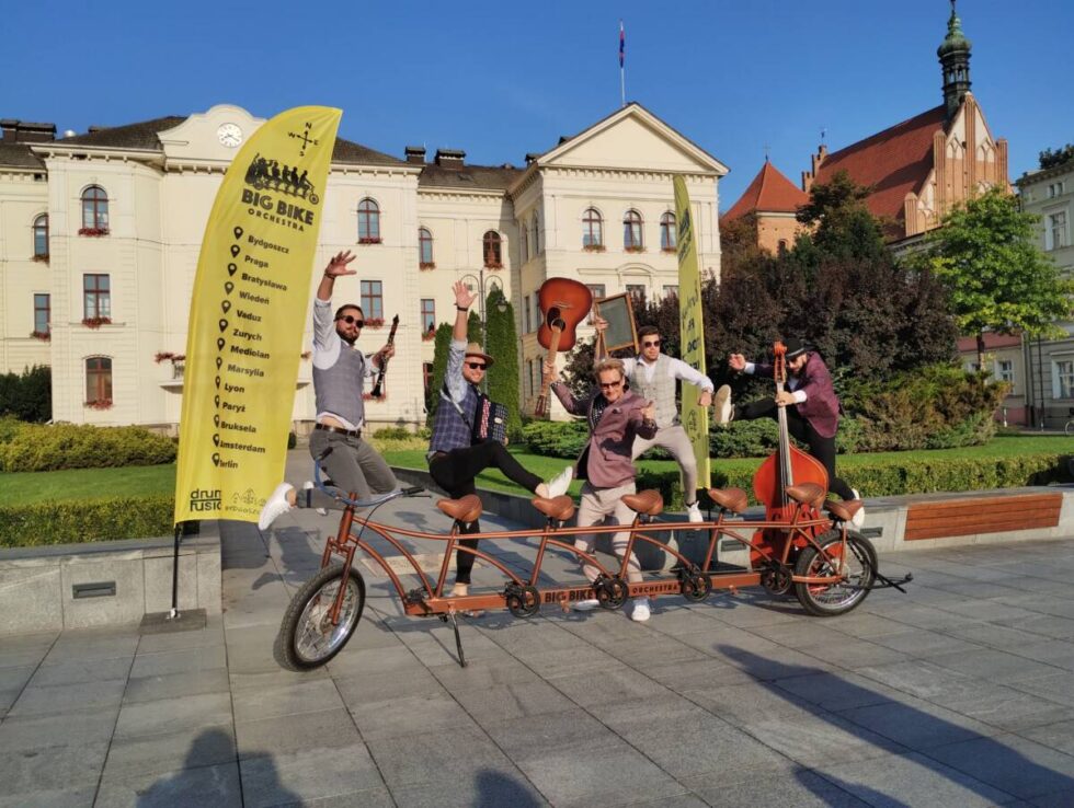 Orkiestra Na Dużym Rowerze ruszyła w europejską trasę promującą Bydgoszcz