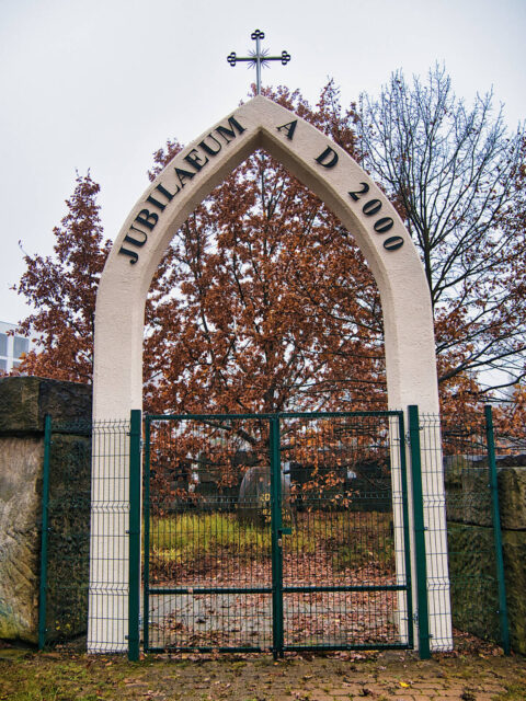 Szaniec pamięci przy Sanktuarium Świętych Polskich Braci Męczenników