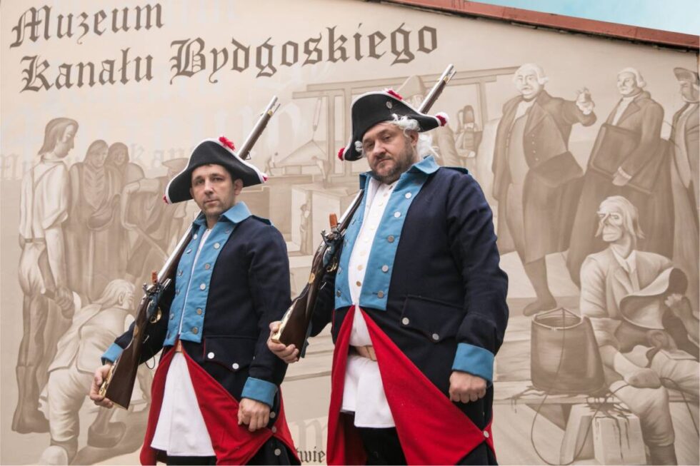 Pruski żołnierz i XVIII-wieczna bydgoszczanka udzielą lekcji historii. Nowa forma oprowadzania w Muzeum Kanału Bydgoskiego