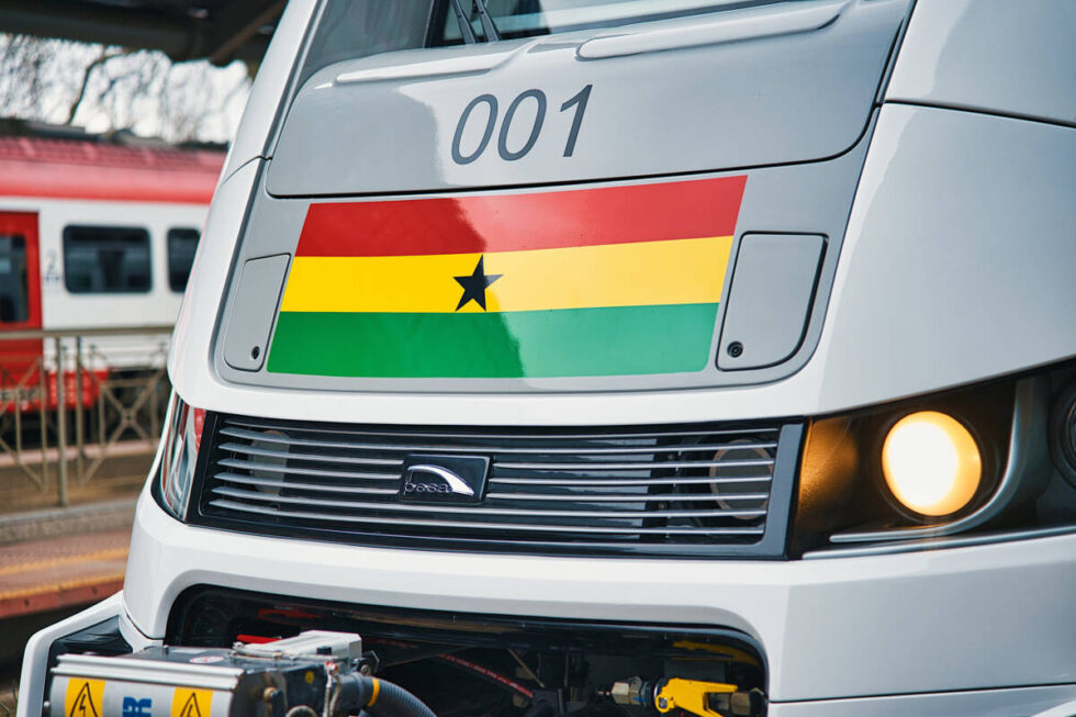 PESA wjeżdża do Afryki. Produkcja pierwszego pojazdu dla Ghany zakończona [ZDJĘCIA]