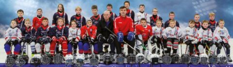 Młodzi hokeiści BKS Bydgoszcz szukają sponsorów. Rodzice proszą o wsparcie i pomoc: Hokej to drogi sport