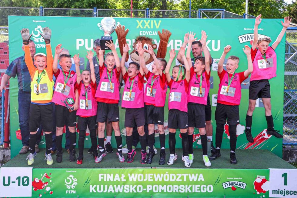 Puchar Tymbarku. Uczniowie z SP 60 w Bydgoszczy będą walczyć o grę na Stadionie Narodowym