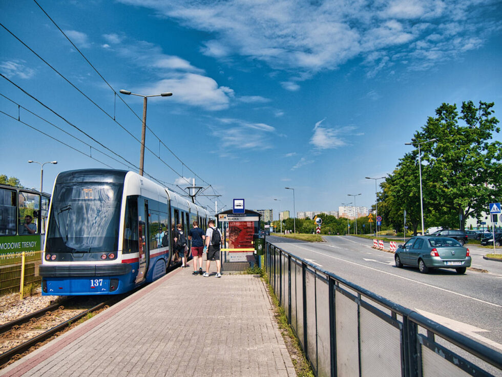 Weekendowe zamknięcie torowiska wzdłuż ulicy Wojska Polskiego. Zmiany dla pasażerów także w Fordonie