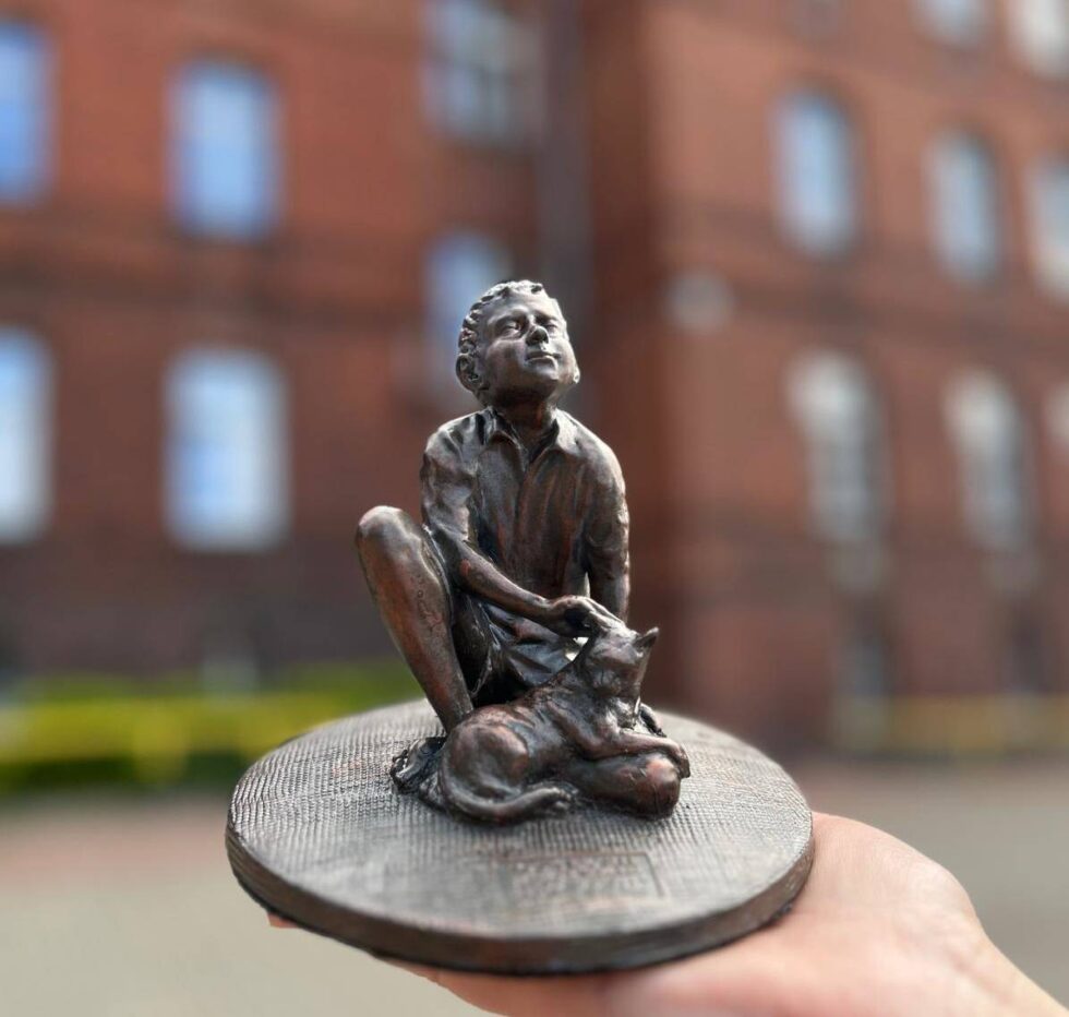 Nowy pomnik w Bydgoszczy. Młody Louis Braille stanie przy Ośrodku im. Braille’a. Trwa zbiórka pieniędzy