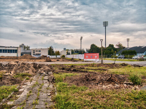 Początek budowy hali lekkoatletycznej