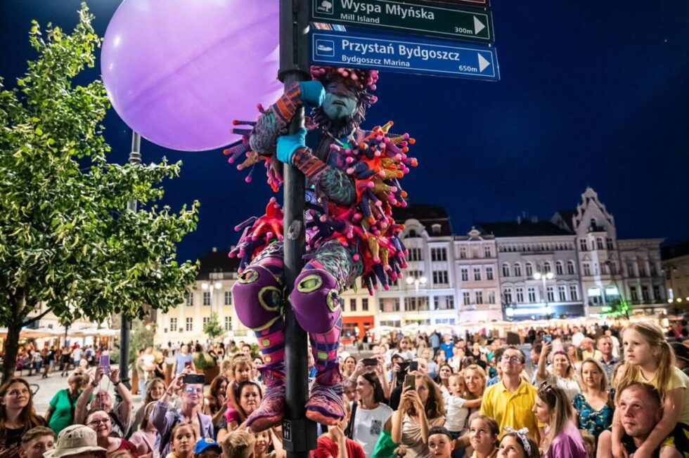 Świat baśni i bajek wraca do Bydgoszczy. Przed nami Festiwal Pozytywka. Magiczne pokazy w mieście