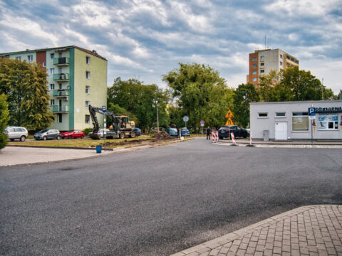 Budowa parkingu przy pętli Błonie