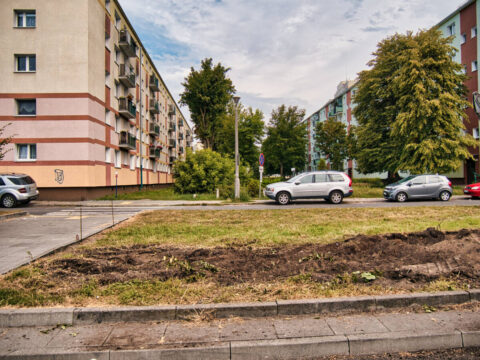 Budowa parkingu przy pętli Błonie