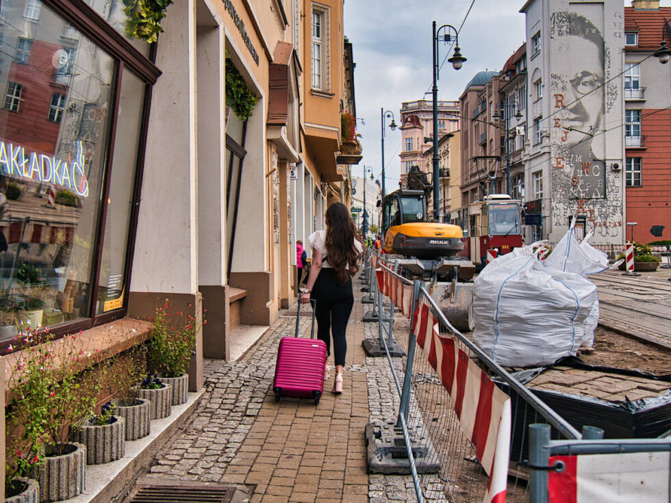 Zmiany na Gdańskiej. Rozpoczęły się prace przy budowie przystanków wiedeńskich [ZDJĘCIA]