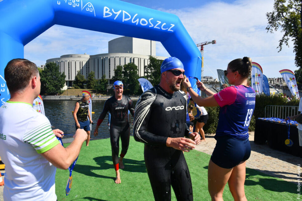 Ostatnia szansa na start w Wodzie Bydgoskiej. To wyjątkowe zawody pływackie w centrum miasta