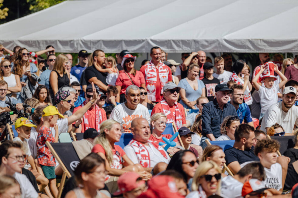 Tak Bydgoszcz kibicowała naszym siatkarzom w finale igrzysk olimpijskich. Wielkie emocje na Wyspie Młyńskiej [ZDJĘCIA]