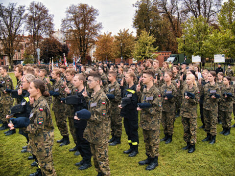 Ślubowanie uczniów klas mundurowych