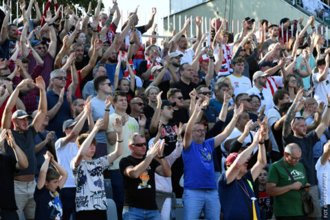 Rekord frekwencji – ponad 14 tys. kibiców na meczu Abramczyk Polonii. Emocje na trybunach i na torze – mnóstwo zdjęć