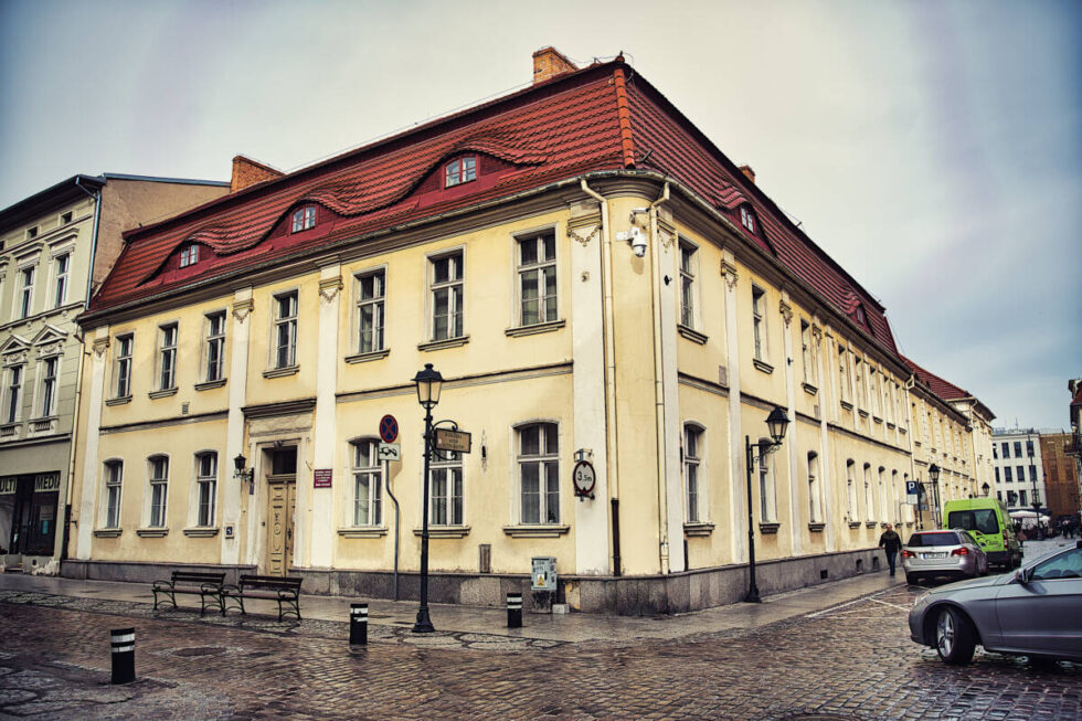 Wojewódzka i Miejska Biblioteka Publiczna. Radni pytają marszałka o jej losy