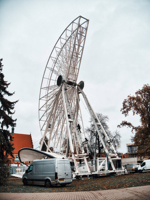 Rozstawianie Bydgoskiego Jarmarku