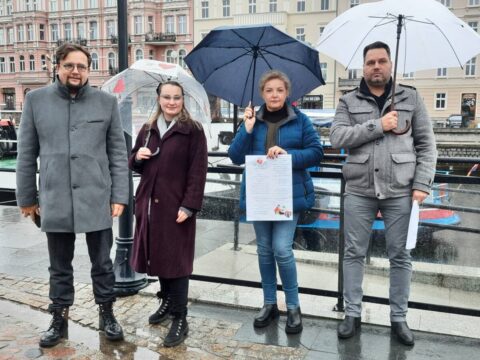 „Ciepło serca w słoiku”. Bydgoszczanie po raz osiemnasty podzielą się w Boże Narodzenie z potrzebującymi