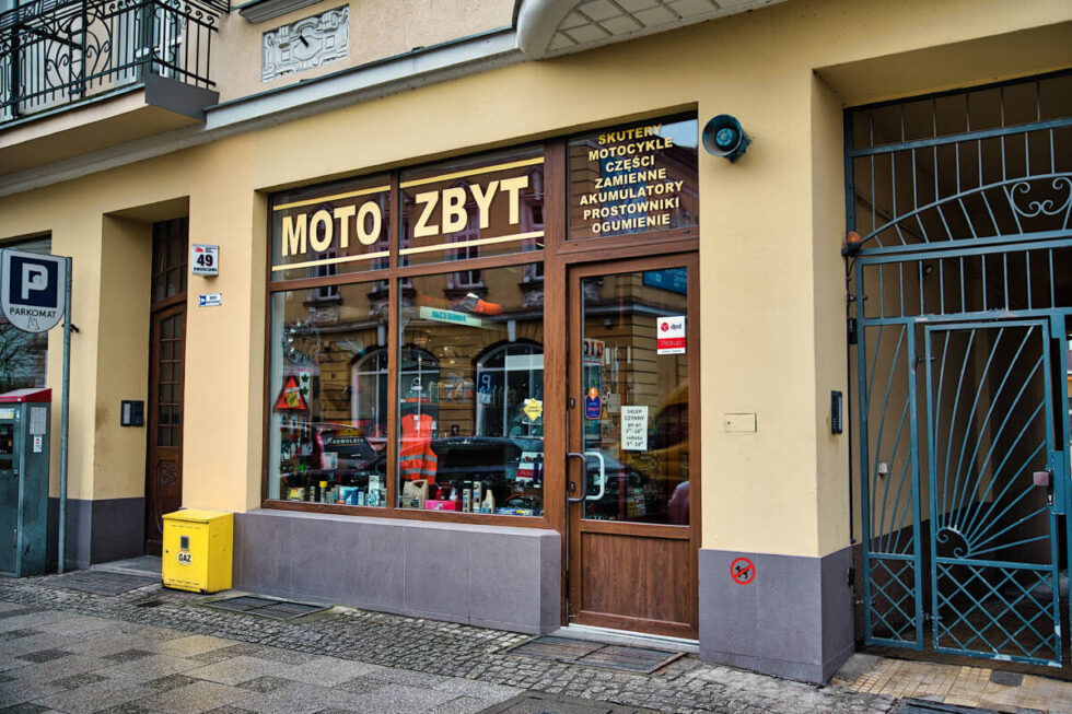 Najstarszy sklep motoryzacyjny w Bydgoszczy wkrótce się zamknie. Działał już w latach 60-tych