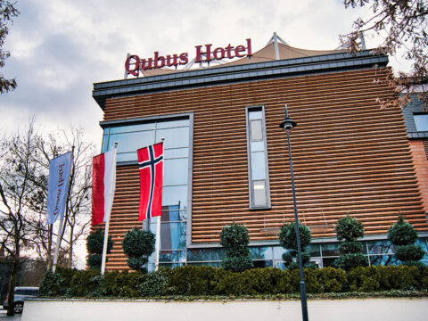 Hotel Qubus