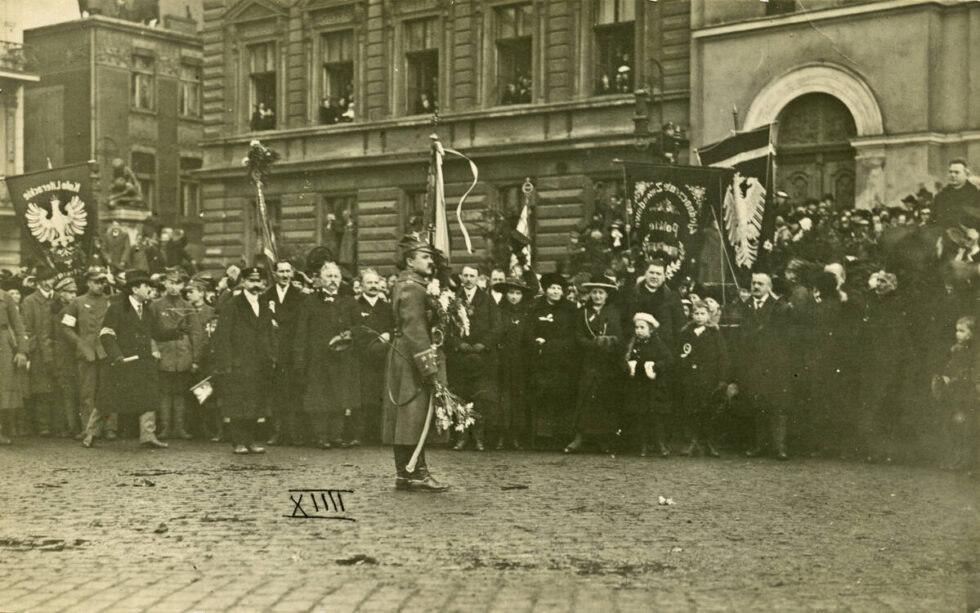 105. rocznica powrotu Bydgoszczy do Polski. Świętowanie rozpoczyna się od potańcówki