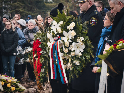 Bydgoszczanie pożegnali Krzysztofa Jankowskiego. „Pogrzeb człowieka z sercem na dłoni” [ZDJĘCIA]