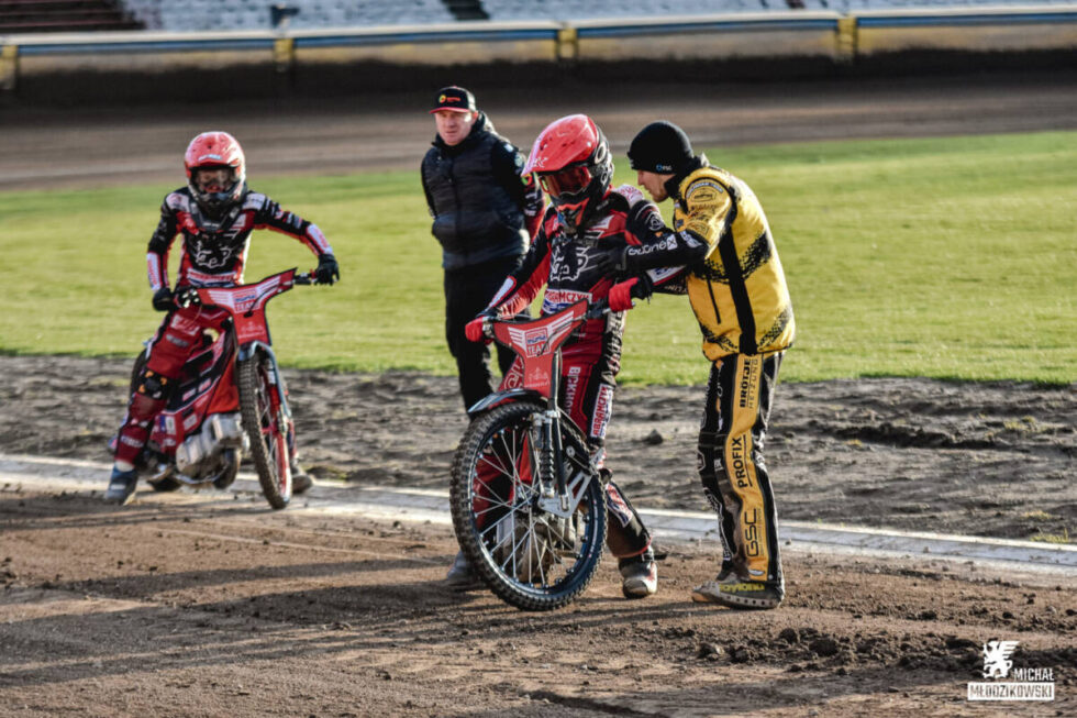 Abramczyk Polonia szykuje się na start ligi. Jest numer dla Wiktora Przyjemskiego i „postojowe” dla seniora