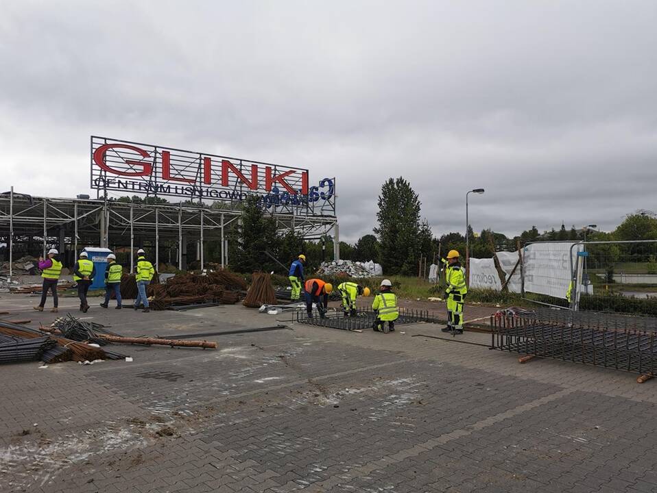 Nowe życie centrum handlowego Glinki. Będą sklepy znanych marek. Trwa rozbiórka przed przebudową [ZDJĘCIA]