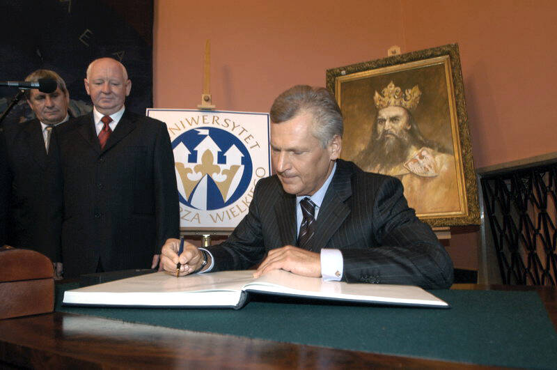 Tak powstawał Uniwersytet Kazimierza Wielkiego – 20 lat temu posłowie zdecydowali o jego utworzeniu
