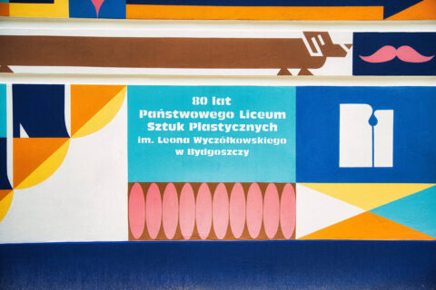Mural przy Państwowym Liceum Sztuk Plastycznych