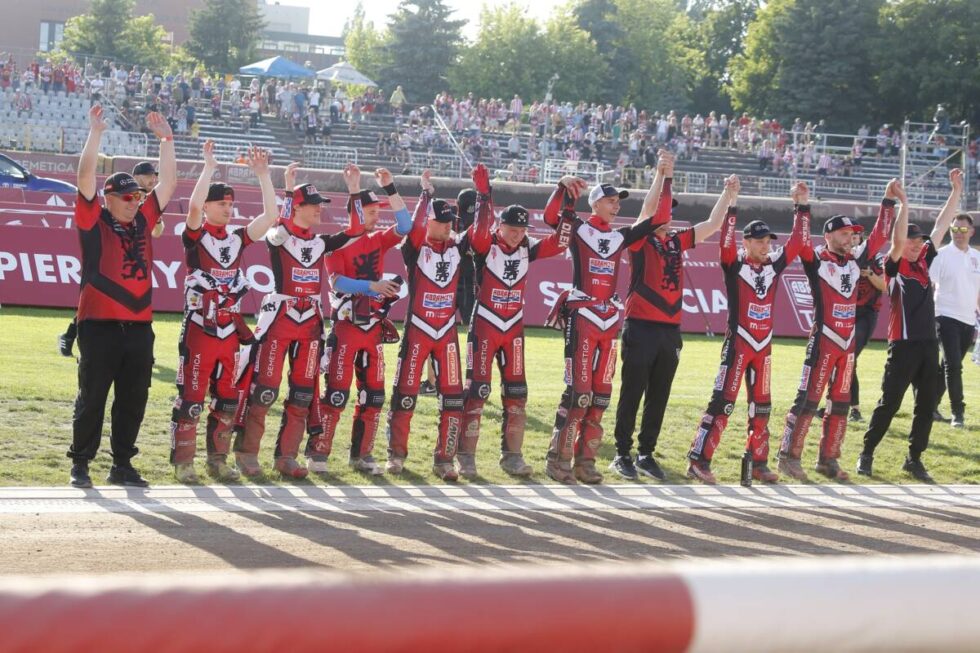 Abramczyk Polonia rozbija Unię Tarnów. Wiktor Przyjemski na trybunach stadionu przy Sportowej 2 [ZDJĘCIA]