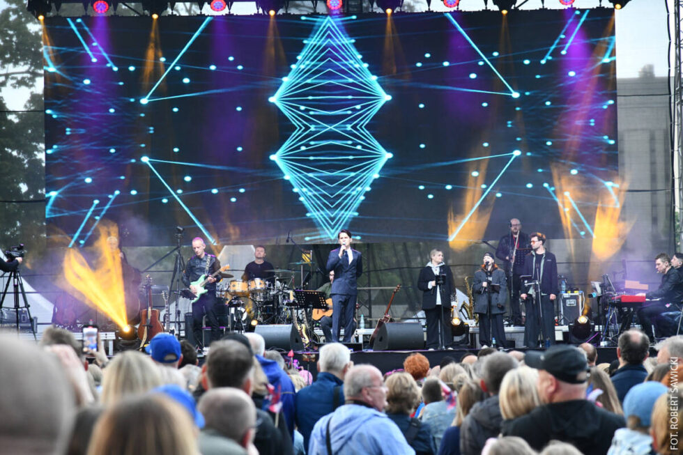 Tysiące bydgoszczan na koncertach na Wyspie Młyńskiej. Finał Drums Fusion i Święto Województwa [ZDJĘCIA]