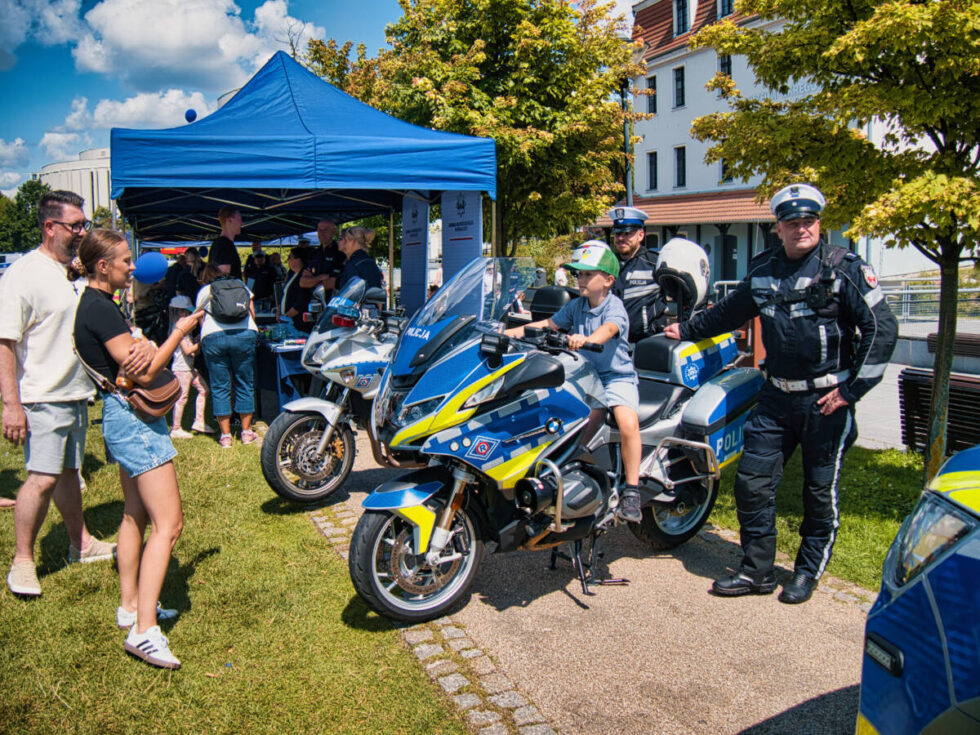 Święto policji i policyjny piknik na Wyspie Młyńskiej. Był też Badi – pies, który strzegł bezpieczeństwa na igrzyskach w Paryżu