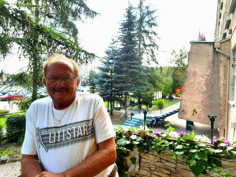 Marek Jasiński, woźny z SP 46 przeszedł na emeryturę po czterech dekadach pracy. Dobry duch nie tylko dla uczniów