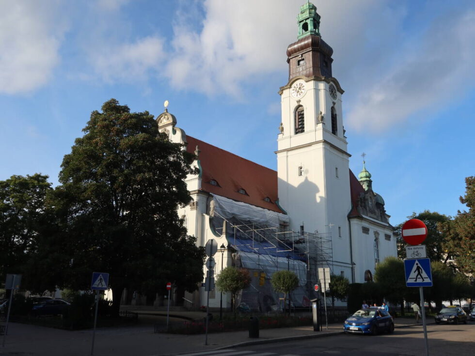 Elewacja świątyni ze Śródmieścia w remoncie. Kolejny etap rewitalizacji [ZDJĘCIA]