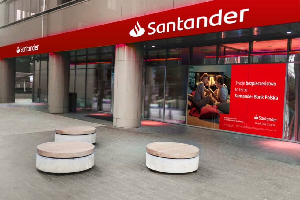 Bydgoscy klienci banku Santander poszkodowani. Policja przyjmuje zawiadomienia