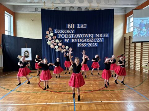 Jubileusz na ulicy Gdańskiej. Szkoła Podstawowa nr 58 ma już 60 lat i niezwykłą patronkę [ZDJĘCIA]