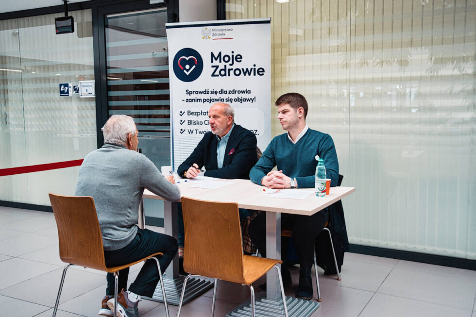 Trwa akcja Movember. Lekarze ze szpitala Biziela przypominają mężczyznom, że mają zadbać o swoje zdrowie