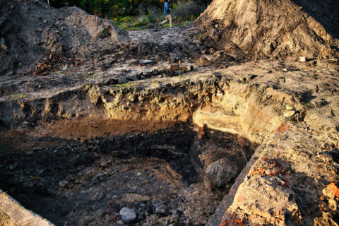 Wykopaliska na terenie po przedszkolu Alf