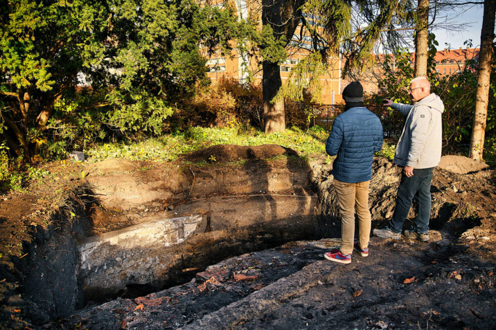 Tam, gdzie w miejscu dawnego grodu stał zamek bydgoski. Spacer archeologiczny dla bydgoszczan – zaprasza muzeum [ZDJĘCIA]