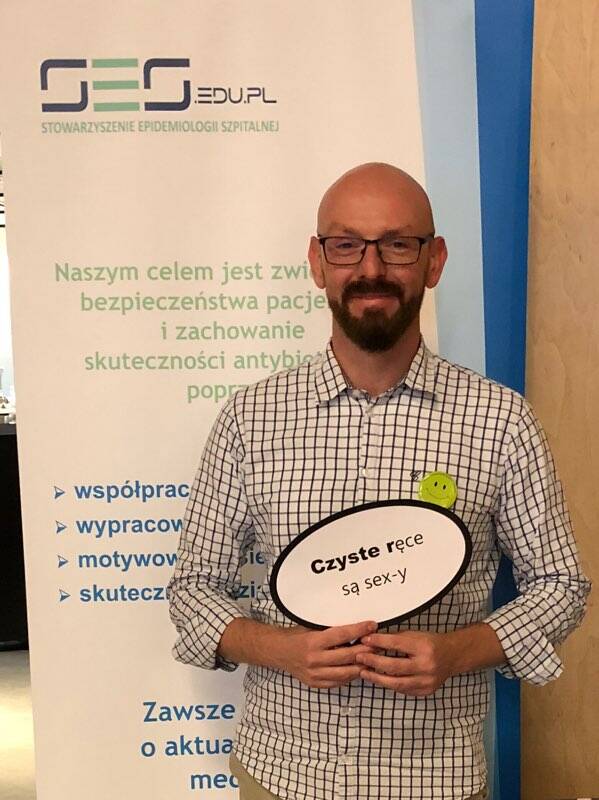 Co ty wiesz o antybiotykach? Oporność bakterii rośnie – nasza świadomość też musi!