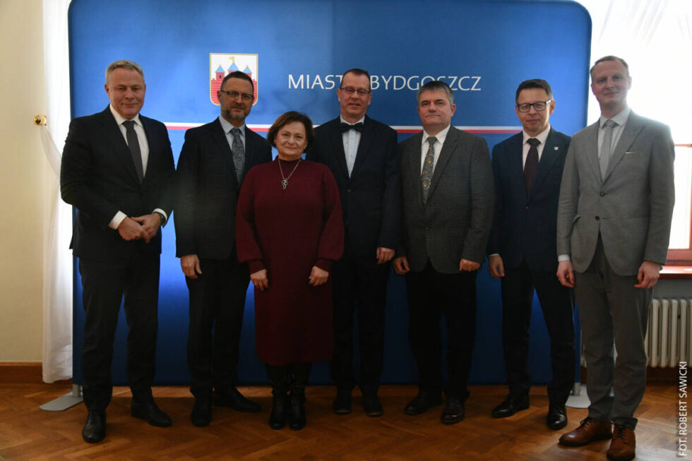 Nowo powołani profesorowie spotkali się w ratuszu z prezydentem – nagrody dla wybitnych naukowców